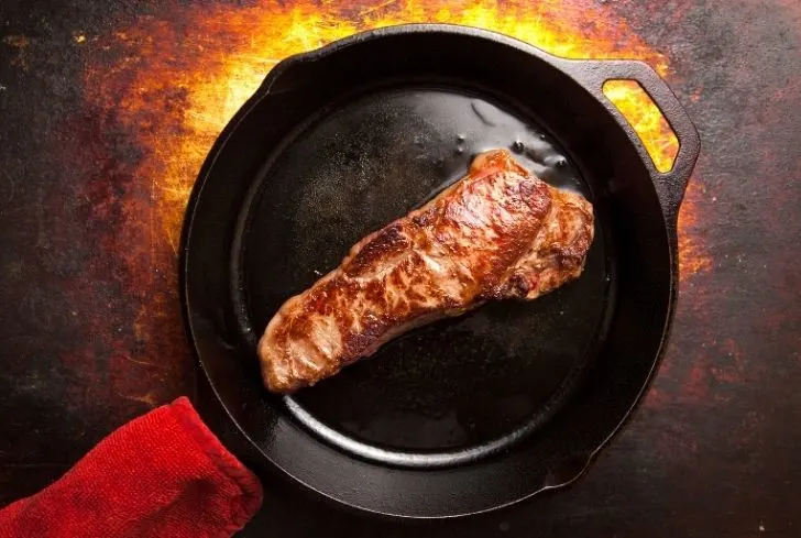 steak-in-pan
