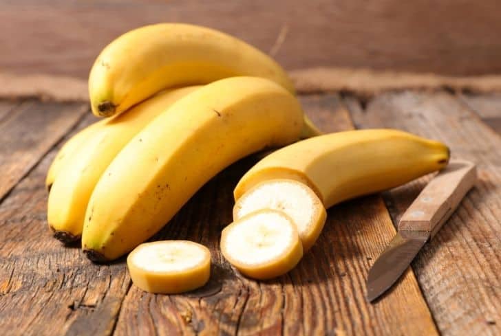 10 Effective Ways To Keep Fruit Flies Away From Bananas