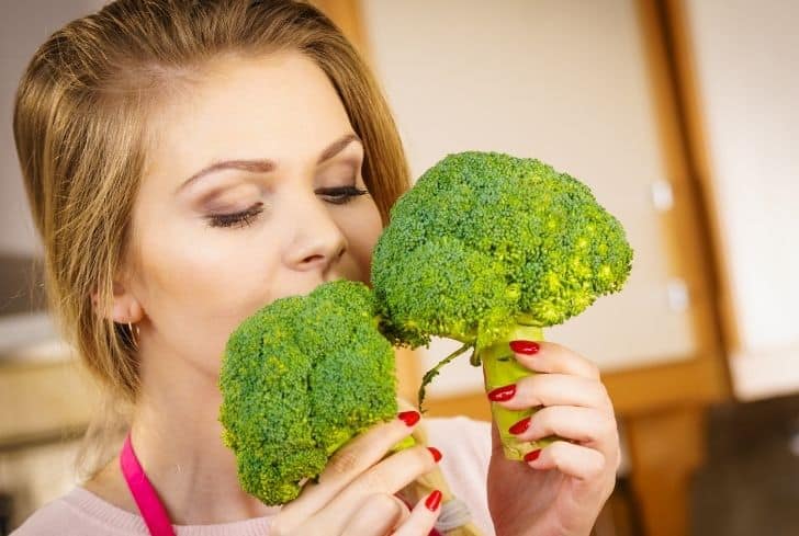 Why Does Broccoli Smell? (And How to Cook it Without Smell?)