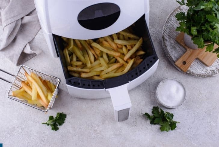 Can You Put An Air Fryer on a Wooden Surface?
