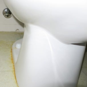 how to get rid of urine smell around toilet