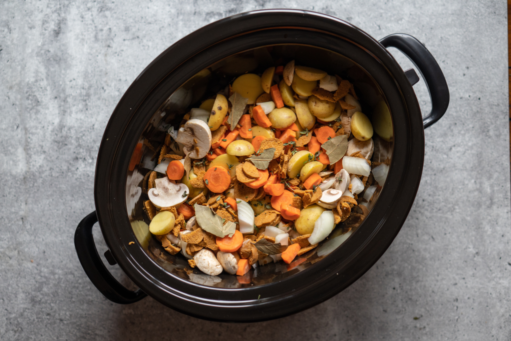Incorporating vegetables in the crock pot