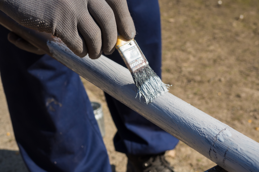 How to paint copper pipes with spray paint