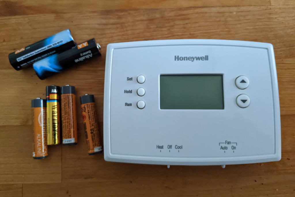 How to Change the Battery in a Honeywell Thermostat 