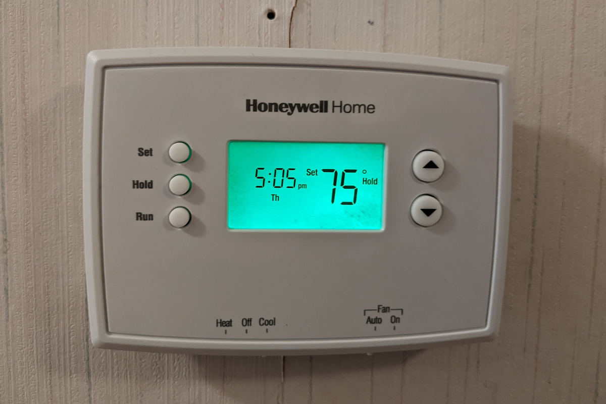 How to Reset a Honeywell Thermostat Quick and Easy Guide I'll Just