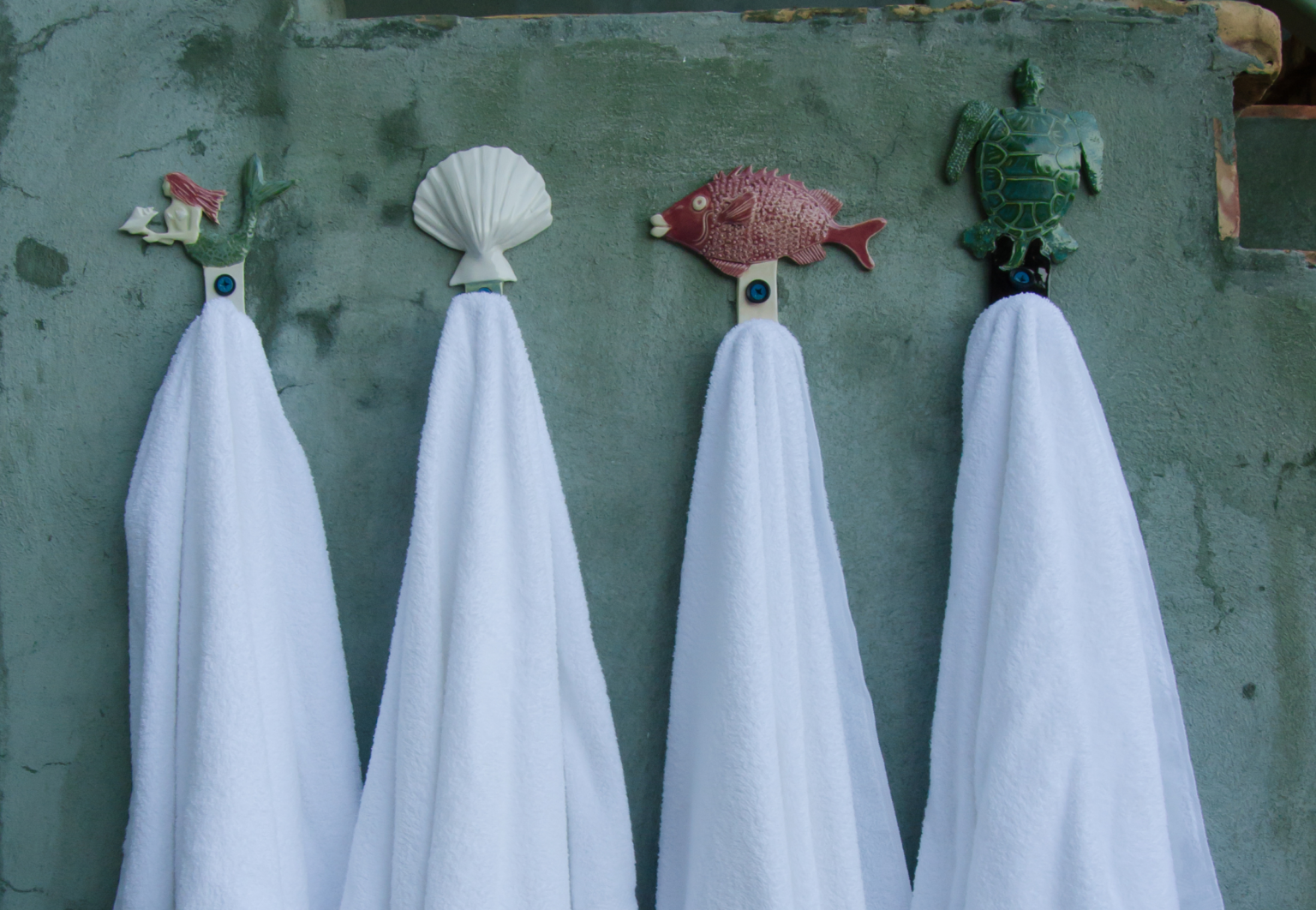 12 Strategies to Organize Shared Bathrooms A Guide for Families with