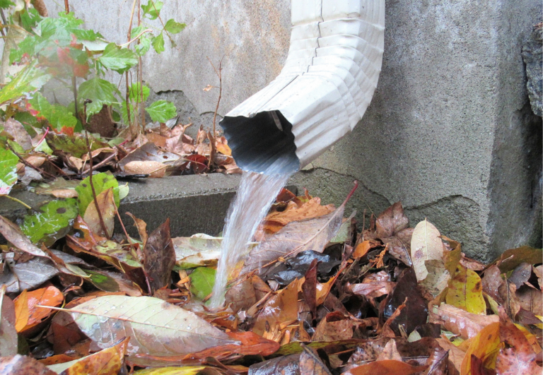 How to Clean Downspouts on Gutters: An Essential Maintenance Guide